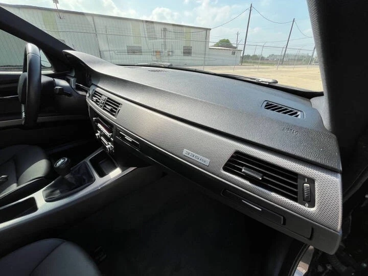 2011 BMW E90 3 Series Sedan - Image 20 of 21