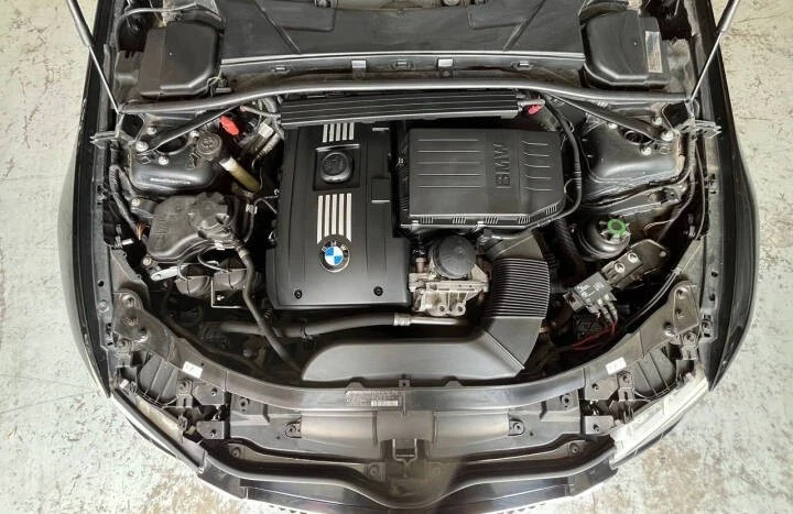 2011 BMW E90 3 Series Sedan - Image 6 of 21