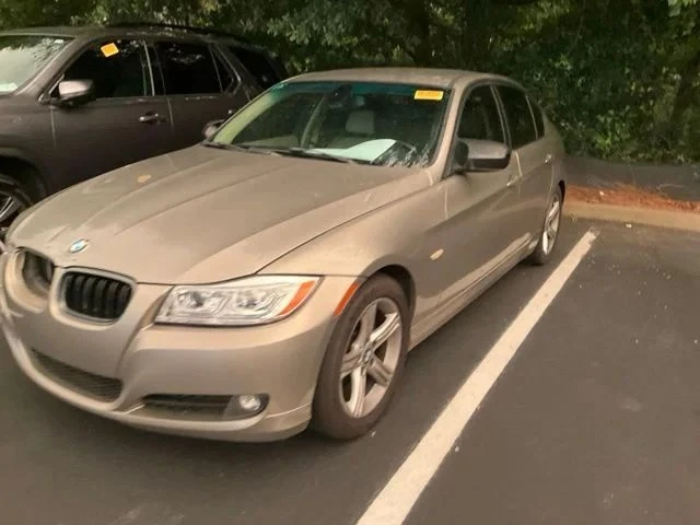 2011 BMW E90 3 Series Sedan - Image 8 of 10