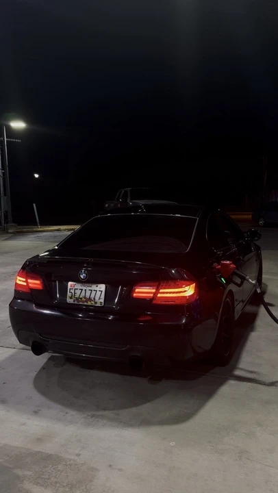 2011 BMW E90 3 Series Sedan - Image 2 of 9