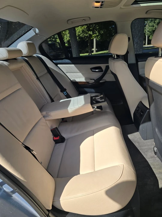 2011 BMW E90 3 Series Sedan - Image 9 of 11