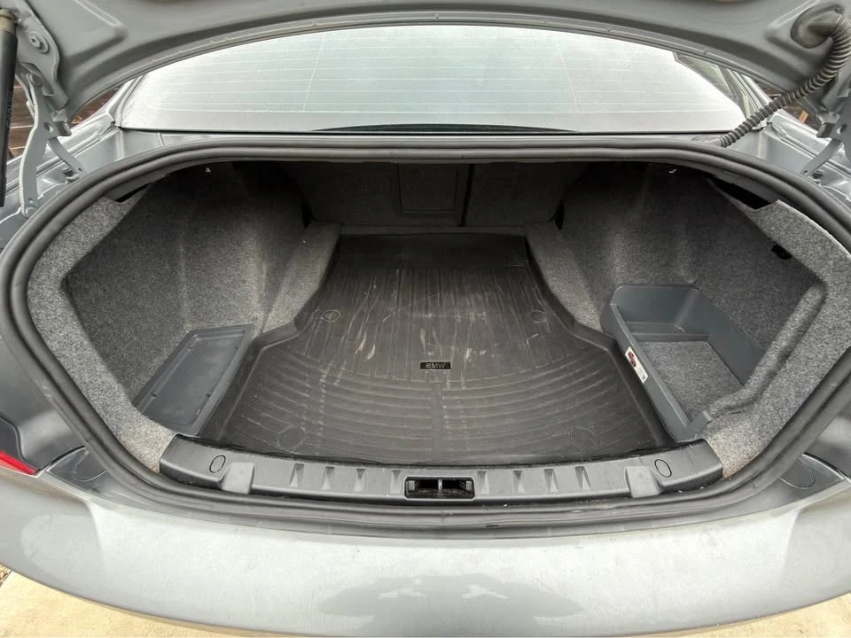 2011 BMW E90 3 Series Sedan - Image 19 of 20
