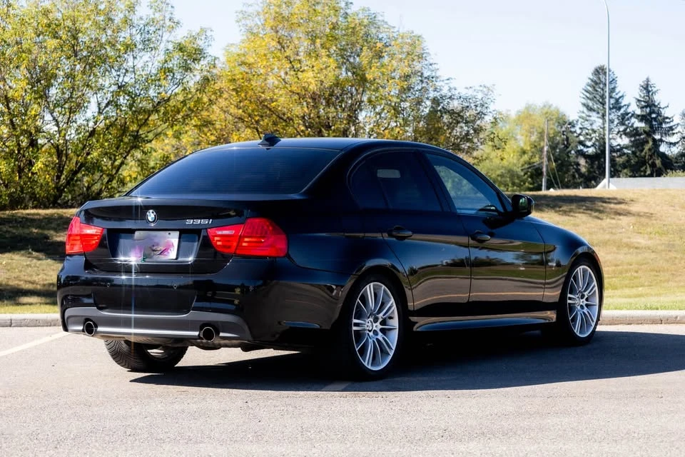 2011 BMW 3 Series - Image 4 of 9