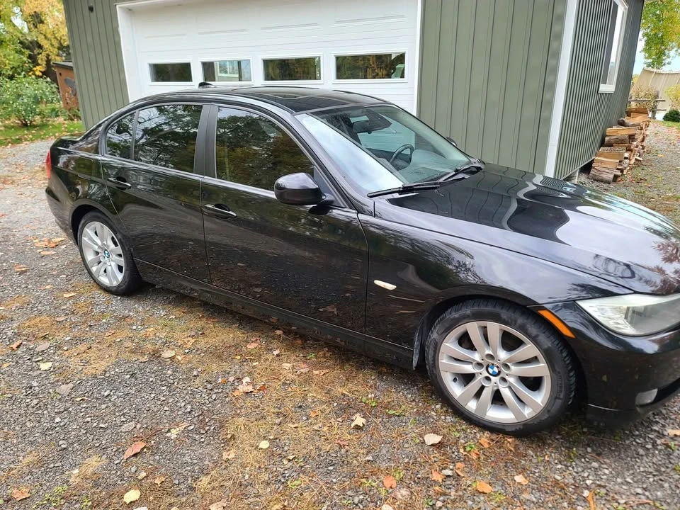 2011 BMW 3 Series - Image 3 of 7