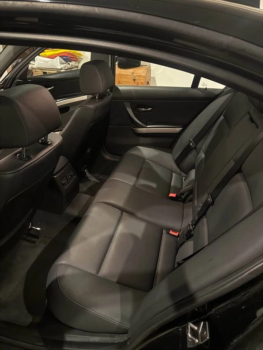 2011 BMW E90 3 Series Sedan - Image 9 of 10