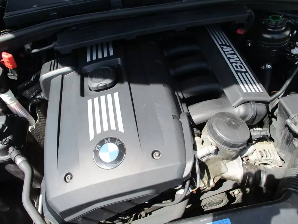 2011 BMW E90 3 Series Sedan - Image 14 of 14