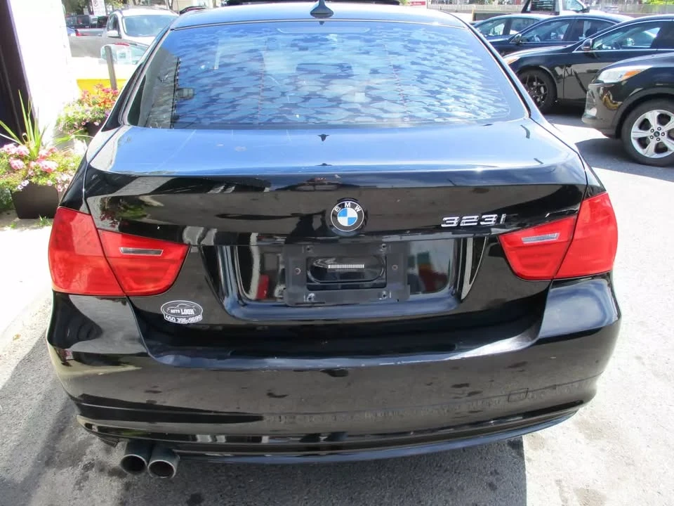 2011 BMW E90 3 Series Sedan - Image 5 of 14
