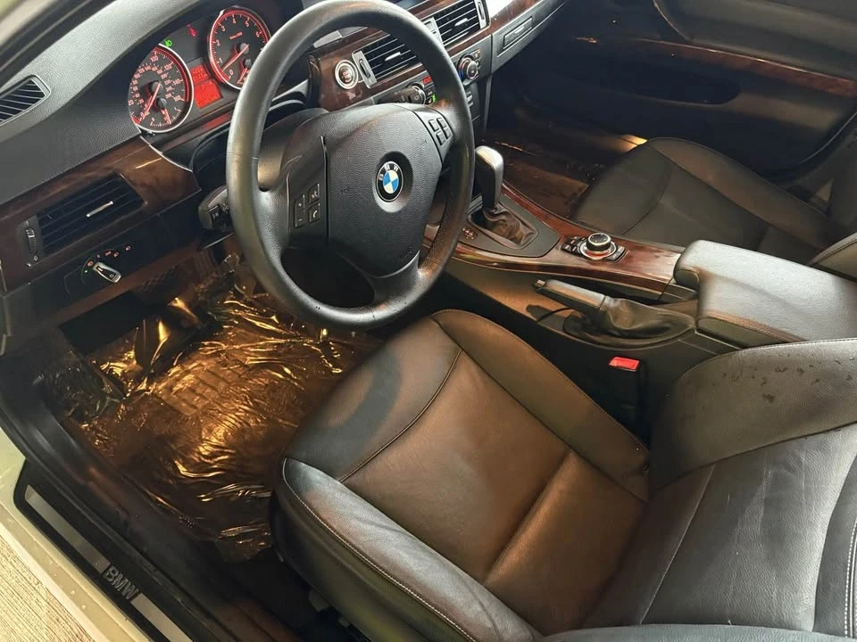 2011 BMW E90 3 Series Sedan - Image 8 of 11