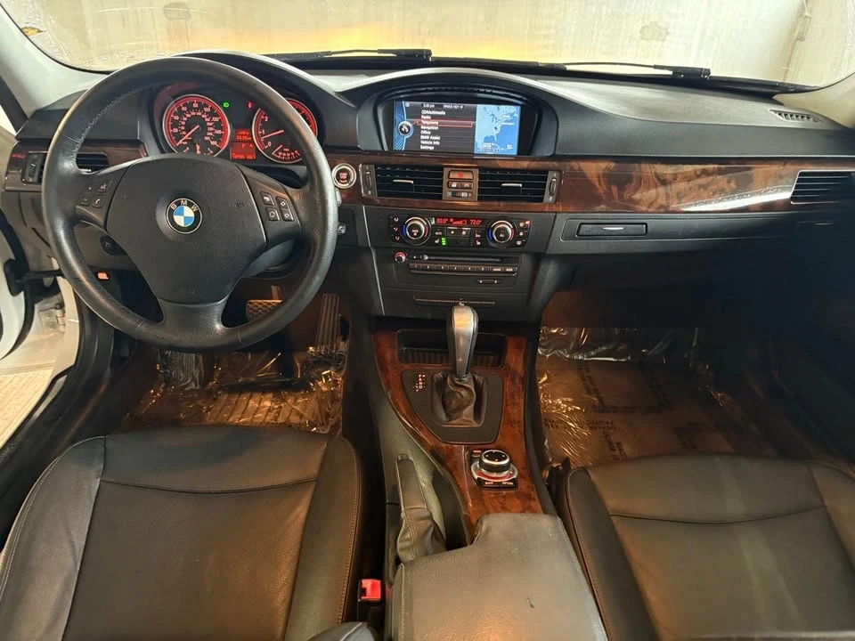 2011 BMW E90 3 Series Sedan - Image 10 of 11