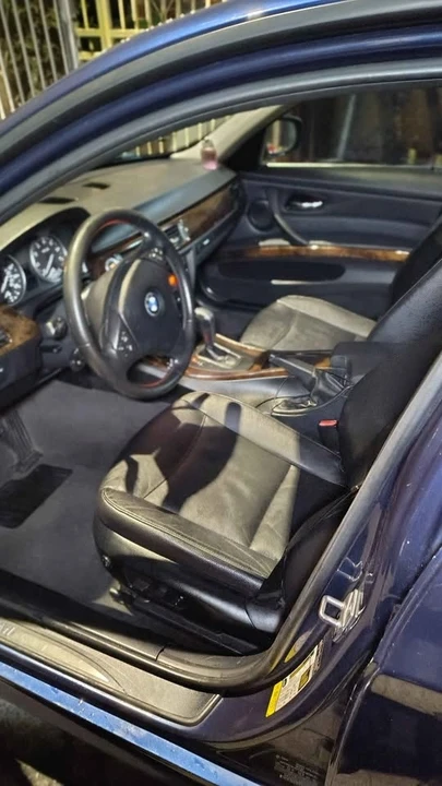 2011 BMW E90 3 Series Sedan - Image 10 of 10