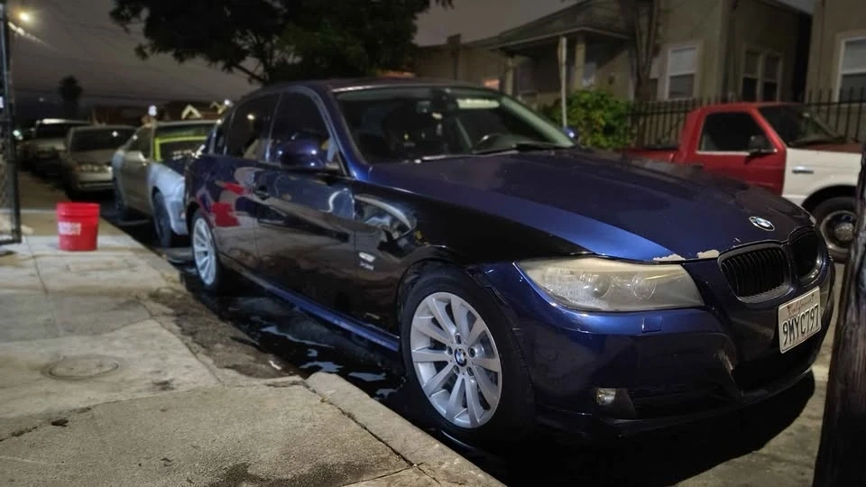 2011 BMW E90 3 Series Sedan - Image 3 of 10