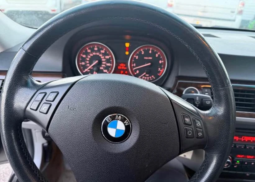 2011 BMW E90 3 Series Sedan - Image 8 of 11