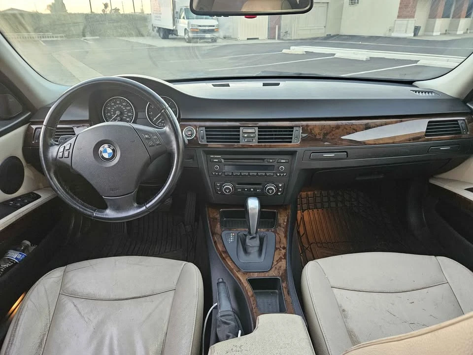 2011 BMW E90 3 Series Sedan - Image 5 of 20