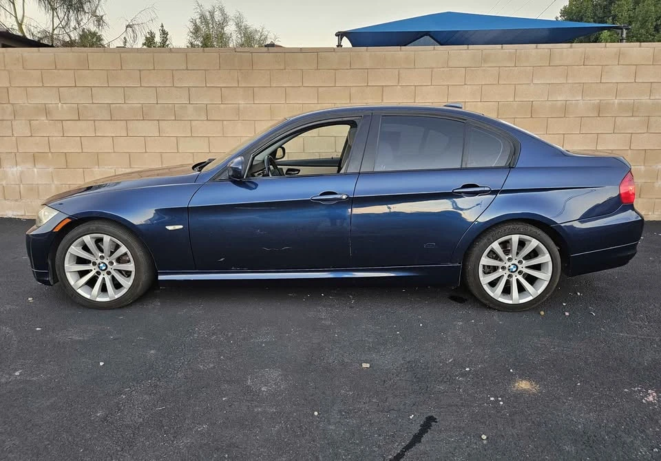 2011 BMW E90 3 Series Sedan - Image 3 of 20