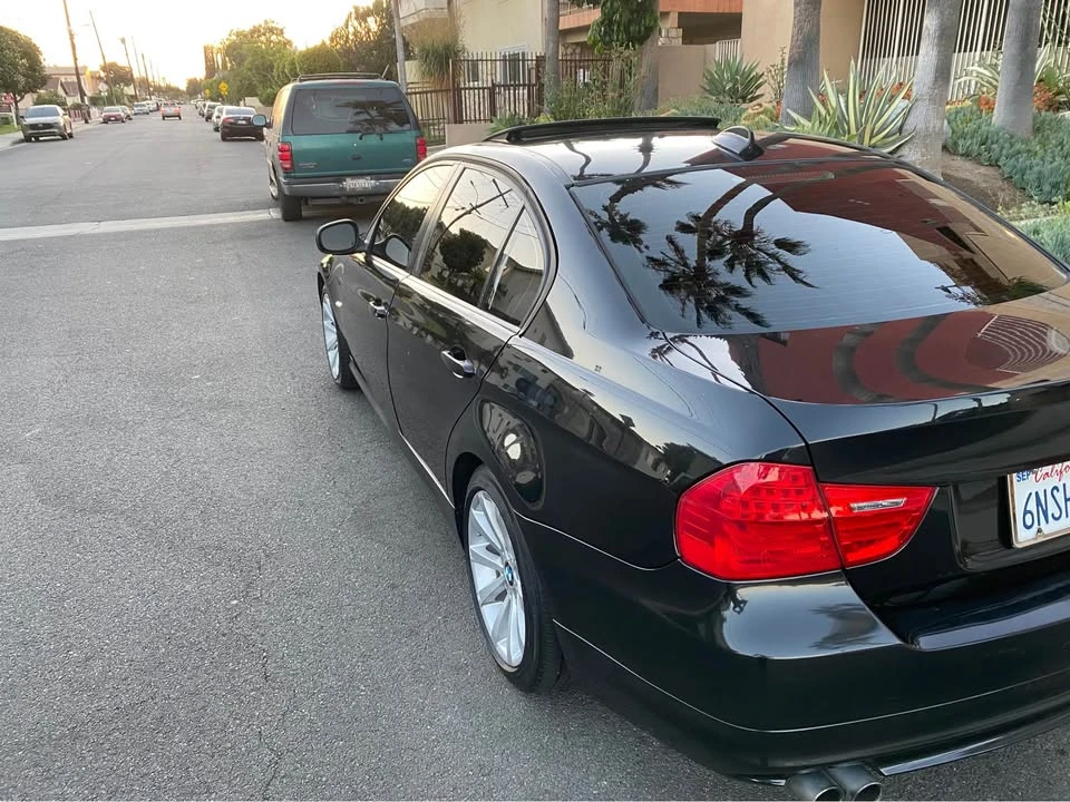 2011 BMW E90 3 Series Sedan - Image 8 of 13