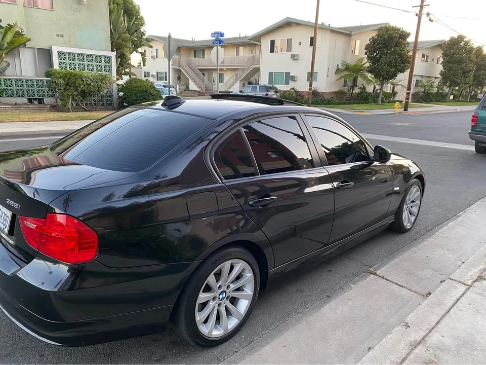 2011 BMW E90 3 Series Sedan - Image 4 of 13