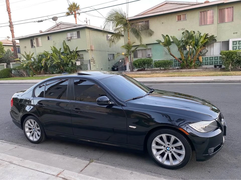 2011 BMW E90 3 Series Sedan - Image 3 of 13