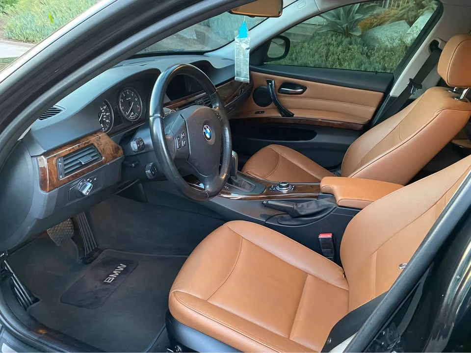2011 BMW E90 3 Series Sedan - Image 10 of 13