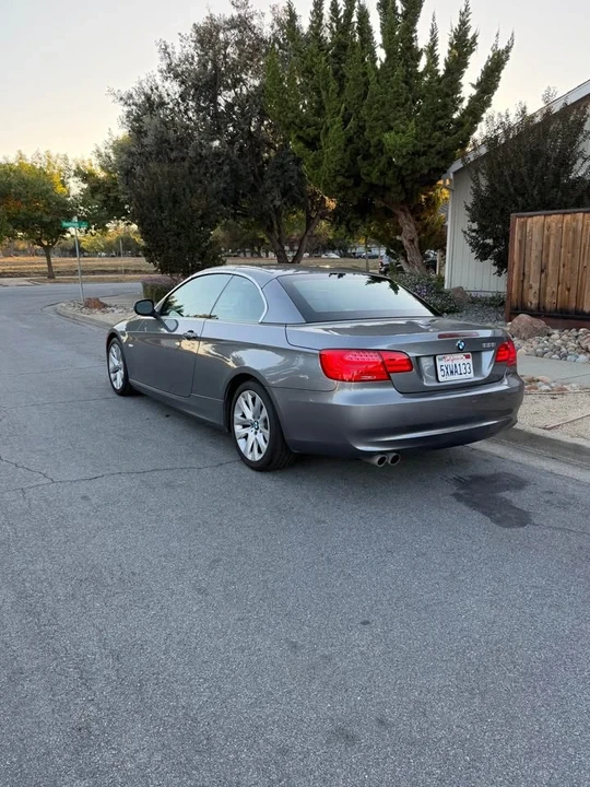 2011 BMW E93 3 Series Convertible - Image 4 of 7