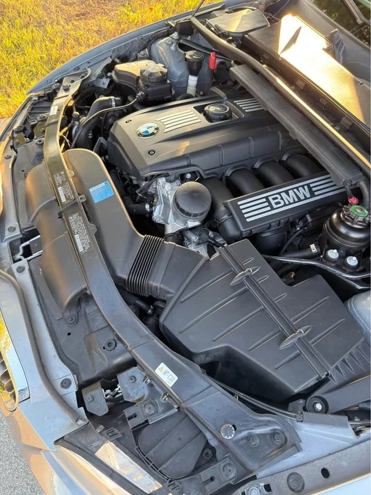 2011 BMW E93 3 Series Convertible - Image 6 of 7