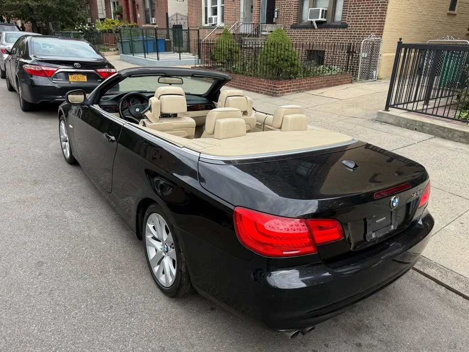 2011 BMW E93 3 Series Convertible - Image 9 of 20