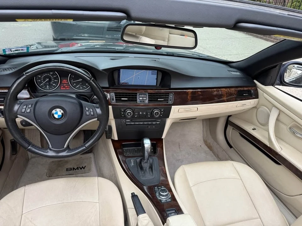 2011 BMW E93 3 Series Convertible - Image 2 of 20