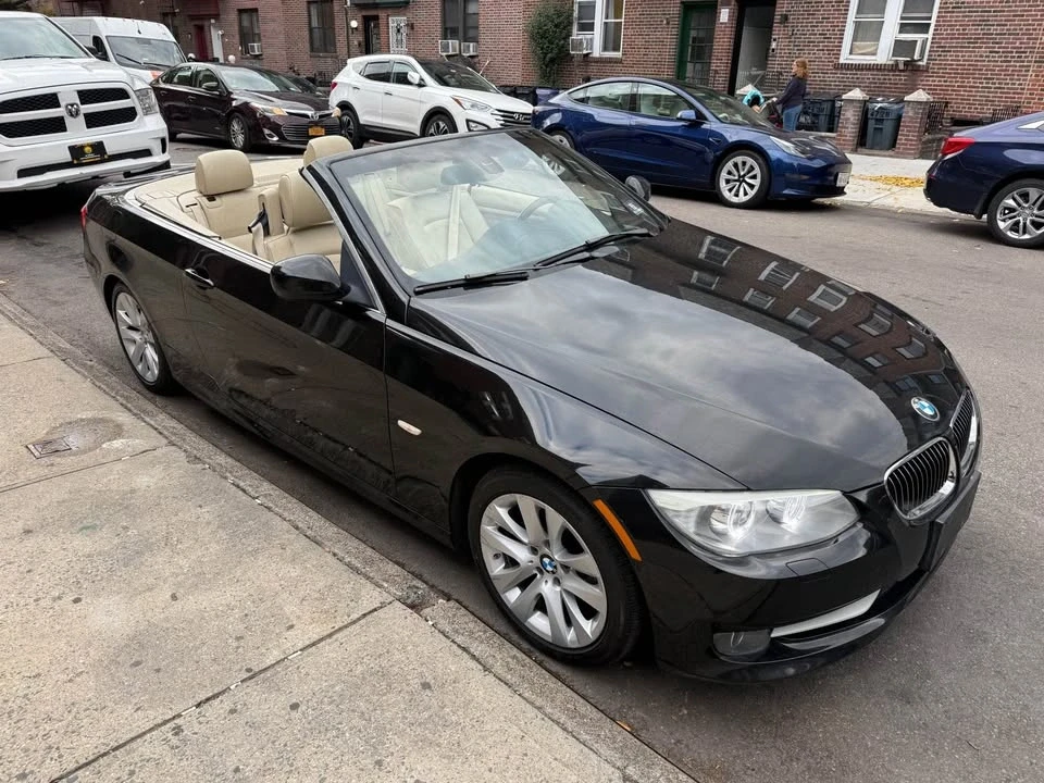 2011 BMW E93 3 Series Convertible - Image 6 of 20