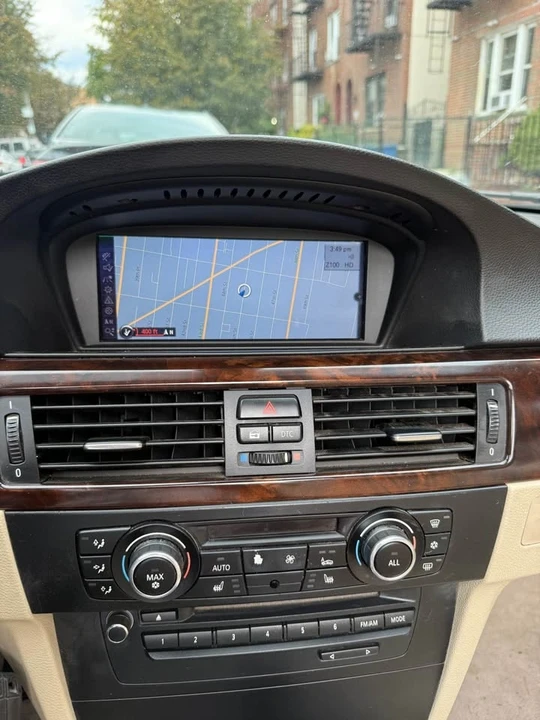 2011 BMW E93 3 Series Convertible - Image 18 of 20
