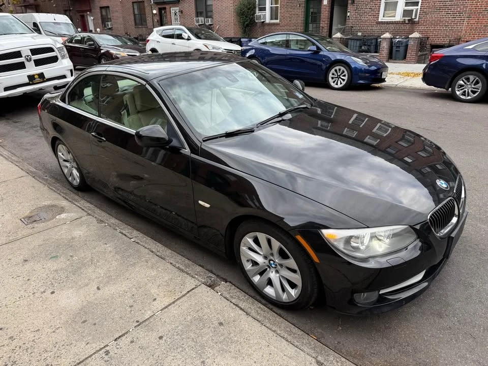 2011 BMW E93 3 Series Convertible - Image 12 of 20