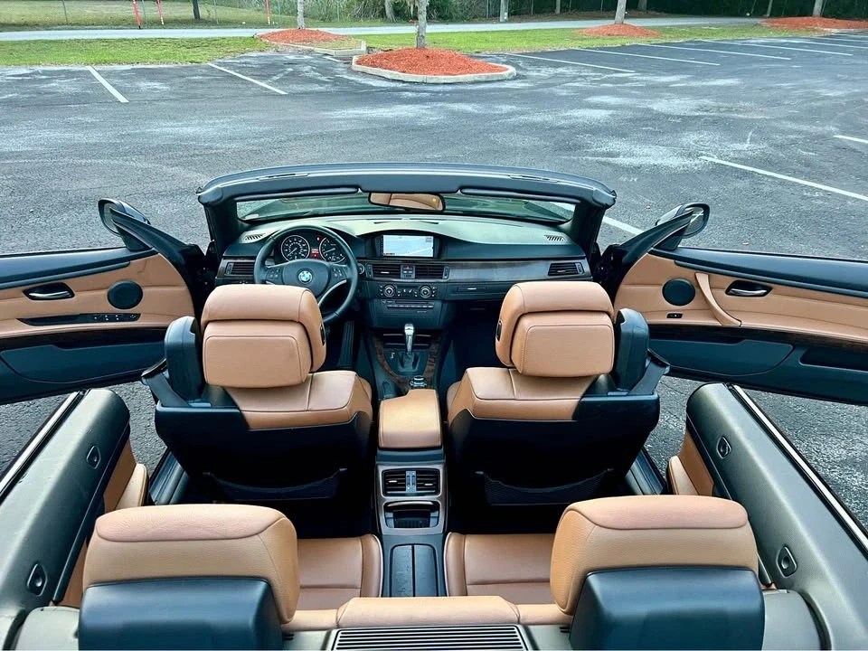 2011 BMW E93 3 Series Convertible - Image 17 of 17