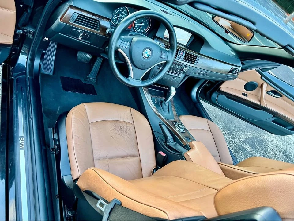 2011 BMW E93 3 Series Convertible - Image 12 of 17