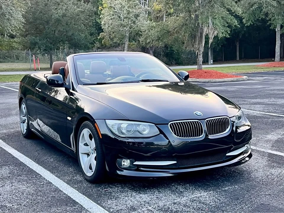 2011 BMW E93 3 Series Convertible - Image 5 of 17