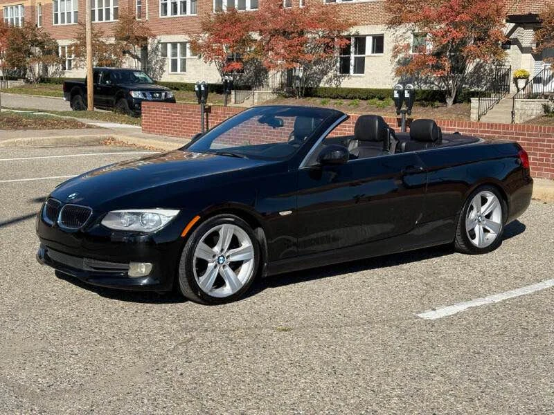 2011 BMW E93 3 Series Convertible - Image 2 of 12