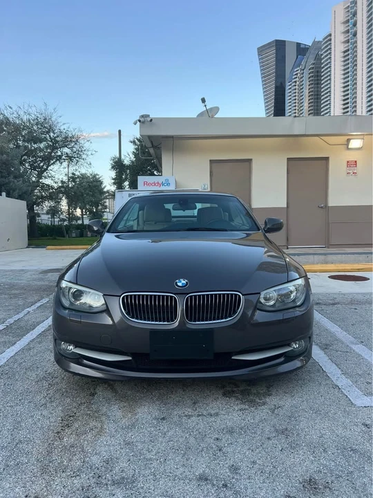 2011 BMW E93 3 Series Convertible - Image 3 of 10