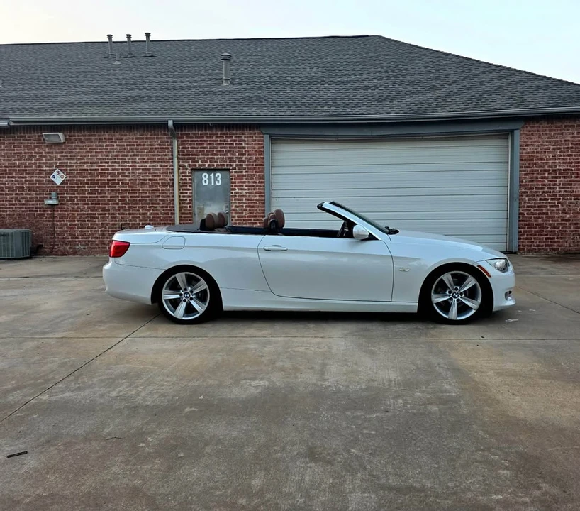 2011 BMW E93 3 Series Convertible - Image 5 of 20