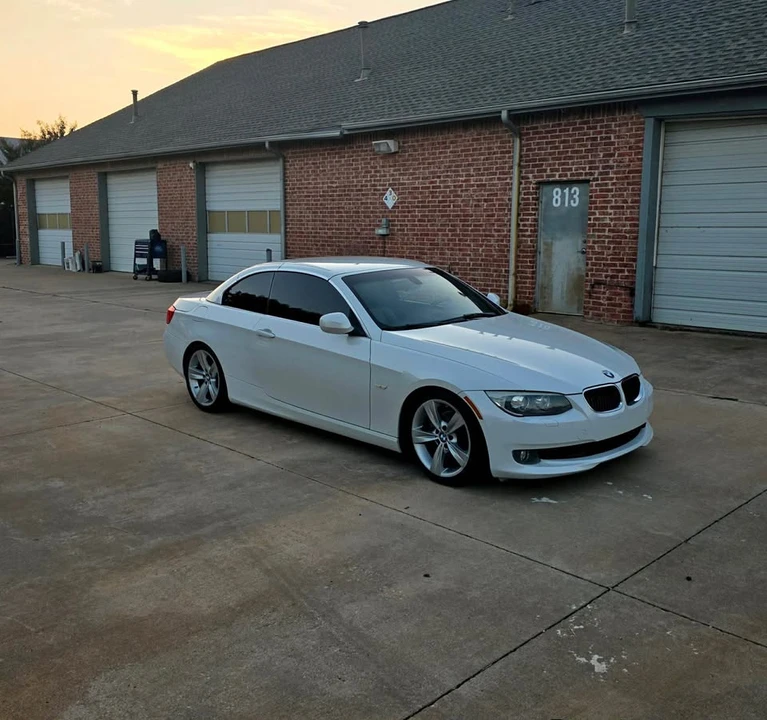 2011 BMW E93 3 Series Convertible - Image 6 of 20