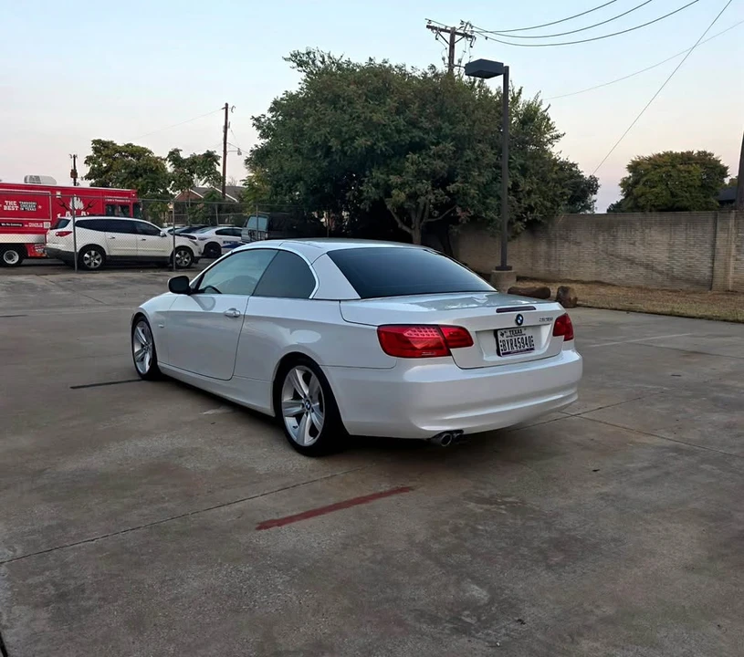 2011 BMW E93 3 Series Convertible - Image 9 of 20