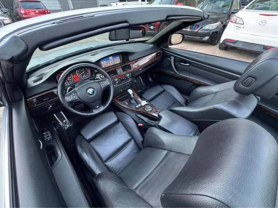 2011 BMW E93 3 Series Convertible - Image 3 of 18