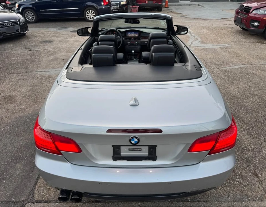 2011 BMW E93 3 Series Convertible - Image 7 of 18