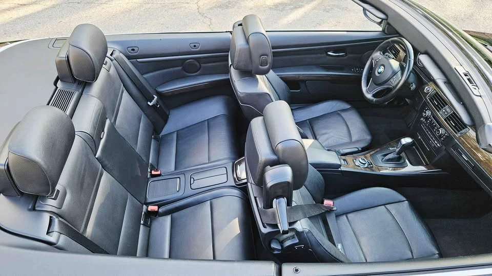 2011 BMW E93 3 Series Convertible - Image 14 of 18