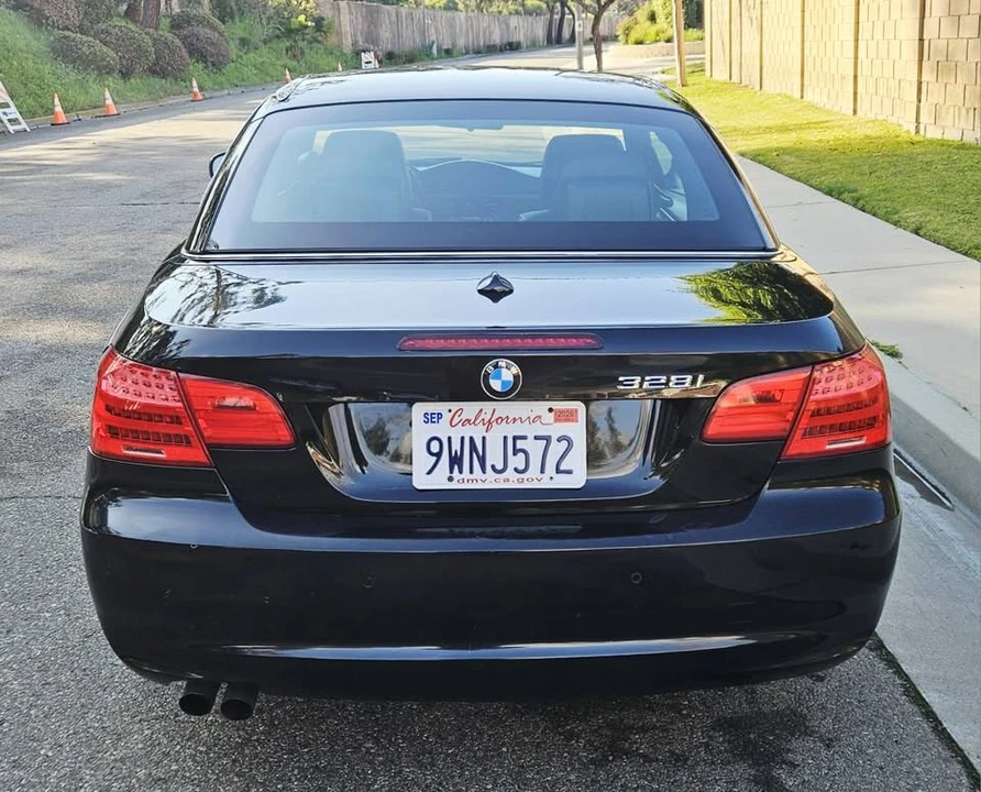 2011 BMW E93 3 Series Convertible - Image 6 of 20