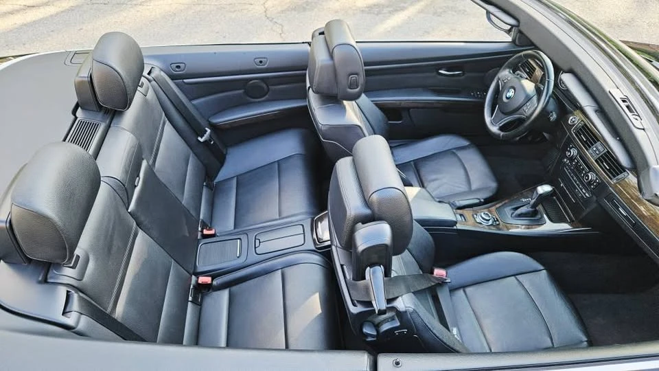 2011 BMW E93 3 Series Convertible - Image 15 of 20