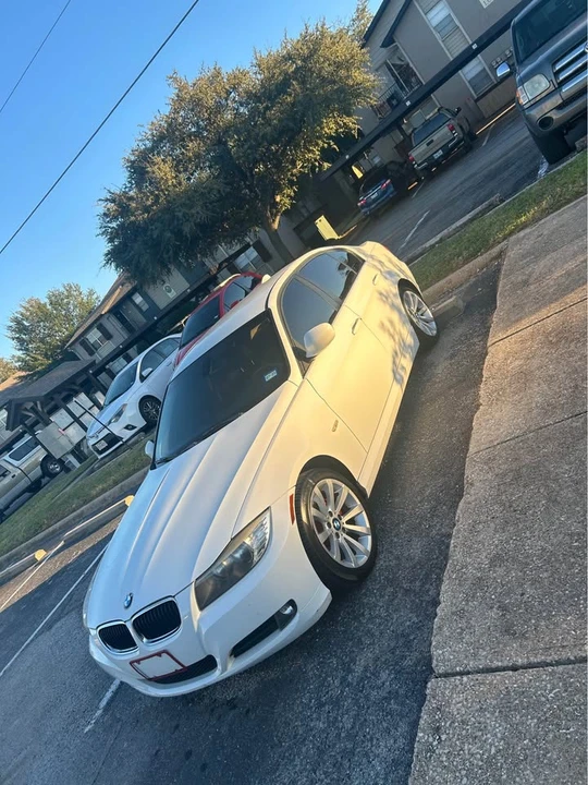2011 BMW E92 3 Series Coupe - Image 2 of 2
