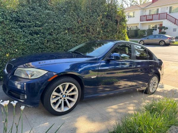 2011 BMW E90 3 Series Sedan - Image 10 of 11