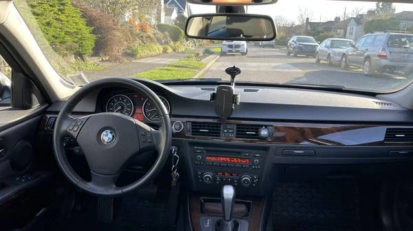 2011 BMW E90 3 Series Sedan - Image 10 of 13