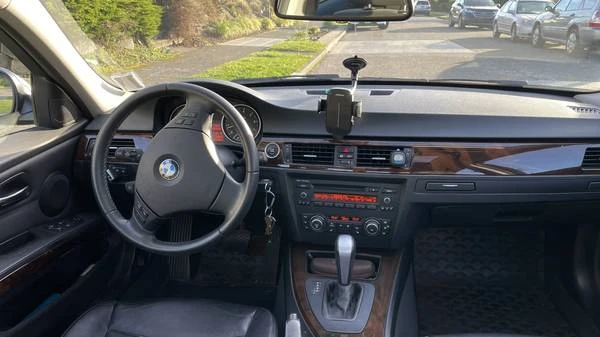 2011 BMW E90 3 Series Sedan - Image 11 of 13