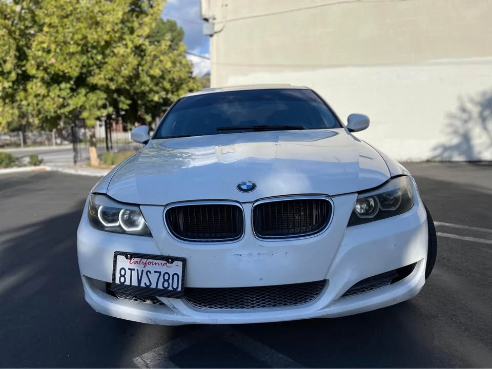 2011 BMW E90 3 Series Sedan - Image 7 of 16