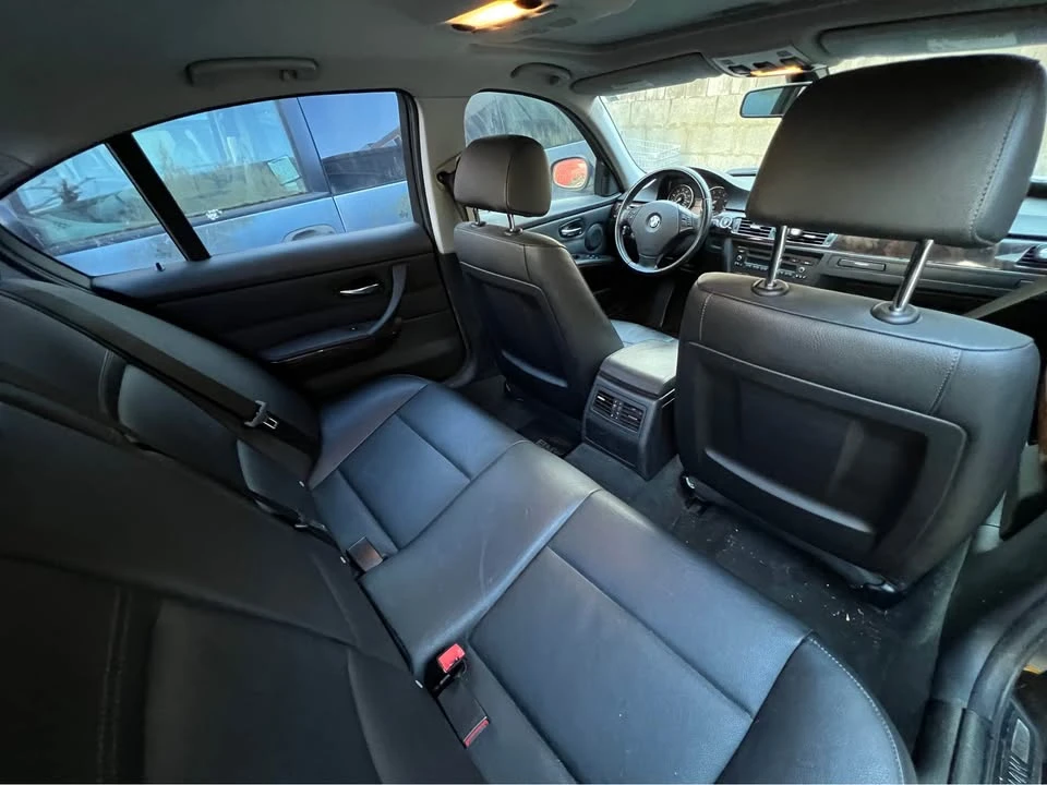 2011 BMW E90 3 Series Sedan - Image 8 of 9