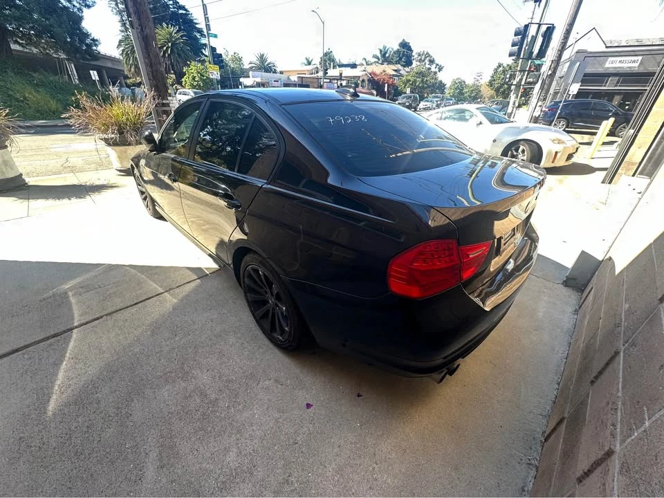 2011 BMW E90 3 Series Sedan - Image 6 of 11