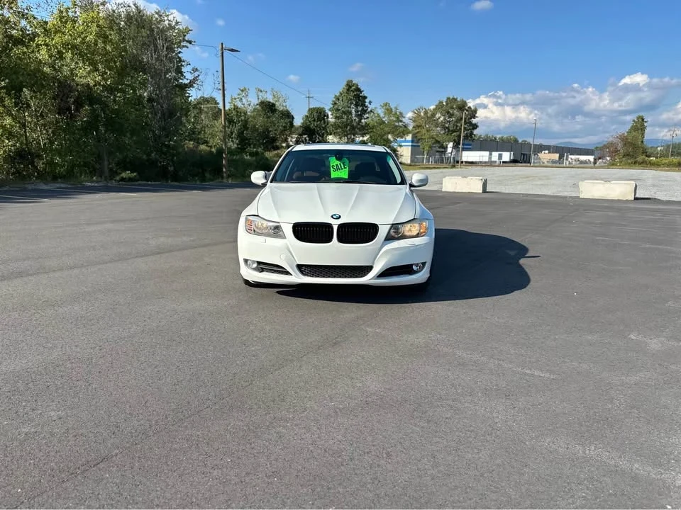 2011 BMW E90 3 Series Sedan - Image 3 of 17